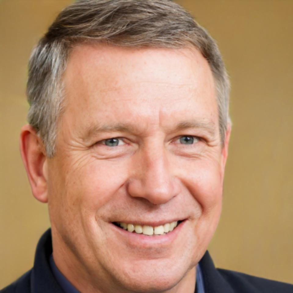 Portrait de Maxence Dubois, conseiller senior
